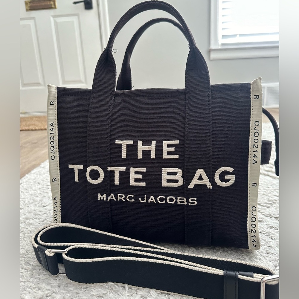 Marc Jacob’s medium tote bag